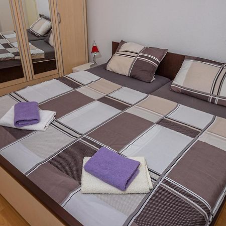 Apartmani Gabrijela ツリクヴェニツァ エクステリア 写真