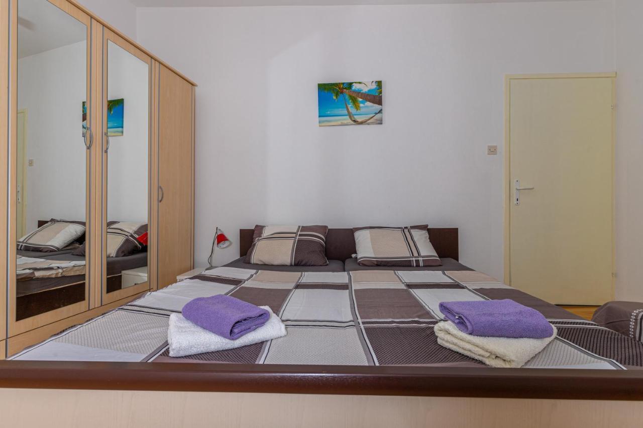 Apartmani Gabrijela ツリクヴェニツァ エクステリア 写真