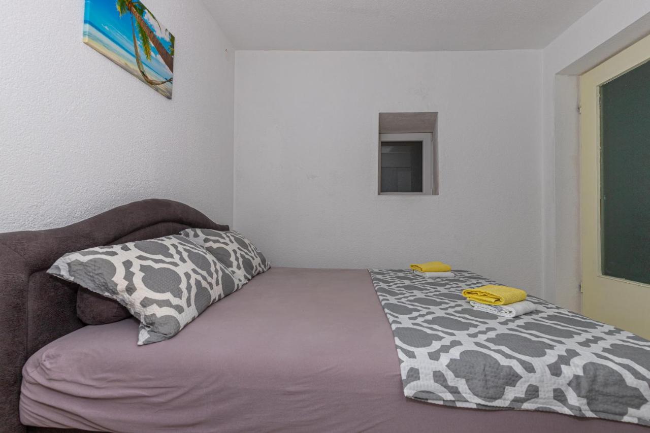Apartmani Gabrijela ツリクヴェニツァ エクステリア 写真